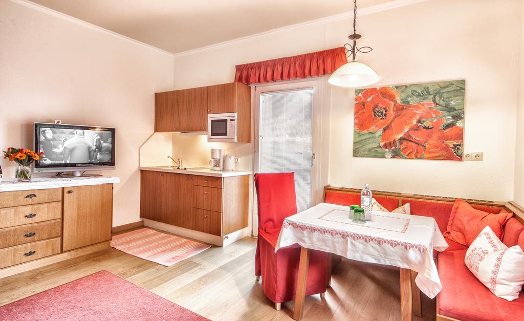 Kraners Alpenhof Bio Bed And Breakfast Pension Weissensee Dış mekan fotoğraf