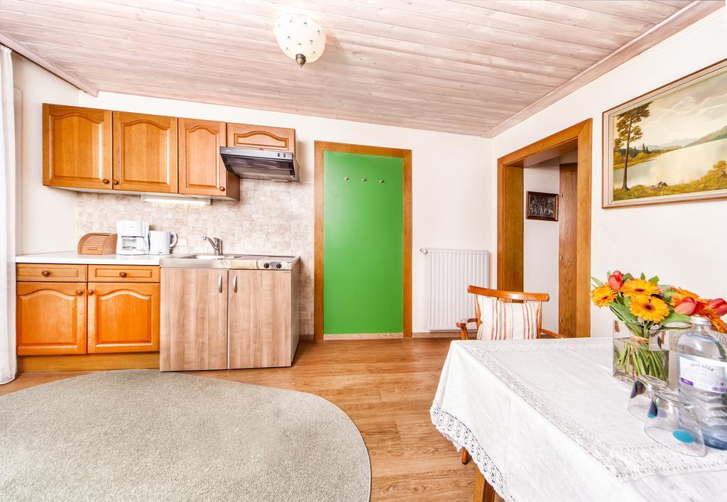 Kraners Alpenhof Bio Bed And Breakfast Pension Weissensee Dış mekan fotoğraf