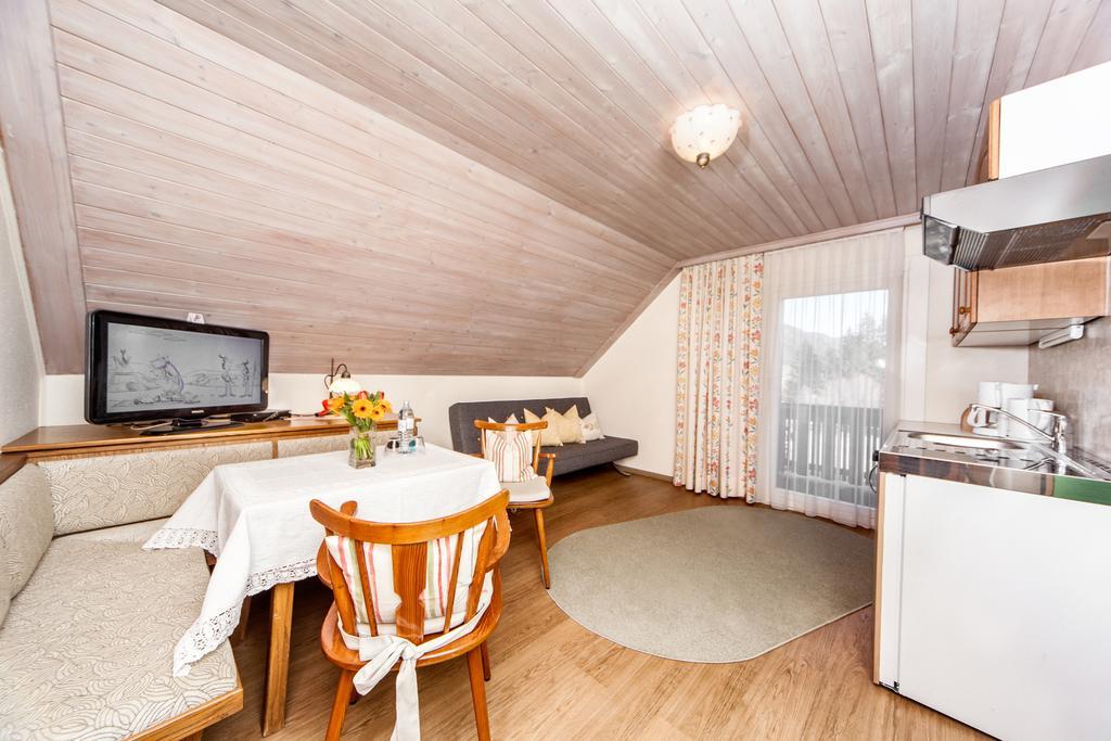Kraners Alpenhof Bio Bed And Breakfast Pension Weissensee Dış mekan fotoğraf